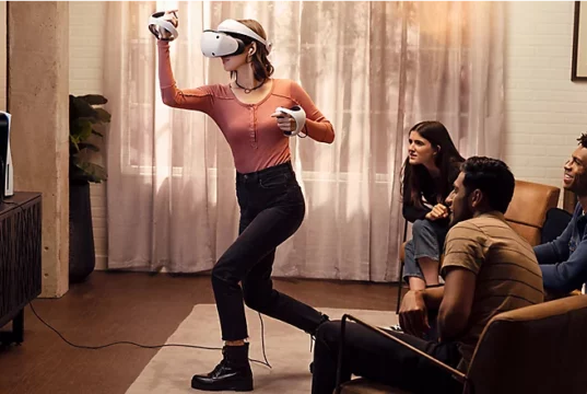 Pavlov et Kayak VR toujours en tête des ventes PlayStation VR 2